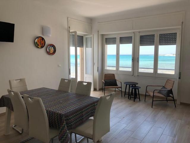 Viva Vista Mare Trilo Primo Piano Appartement Porto Cesareo Buitenkant foto